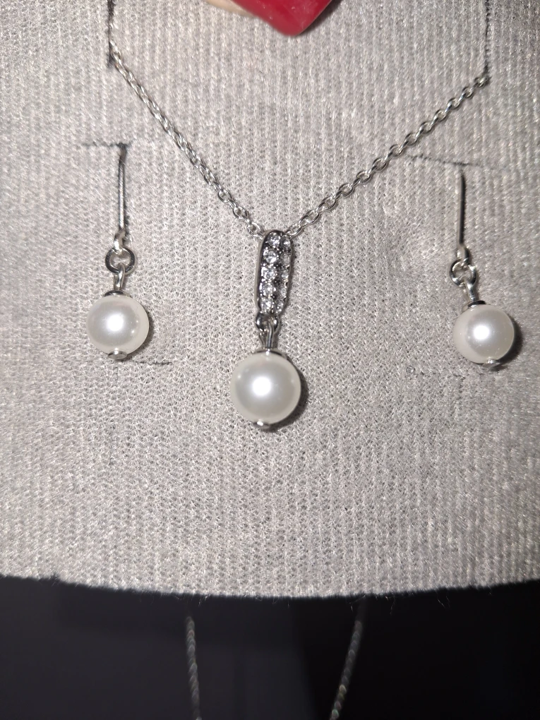 Pearl Necklace and Earrings Set silver