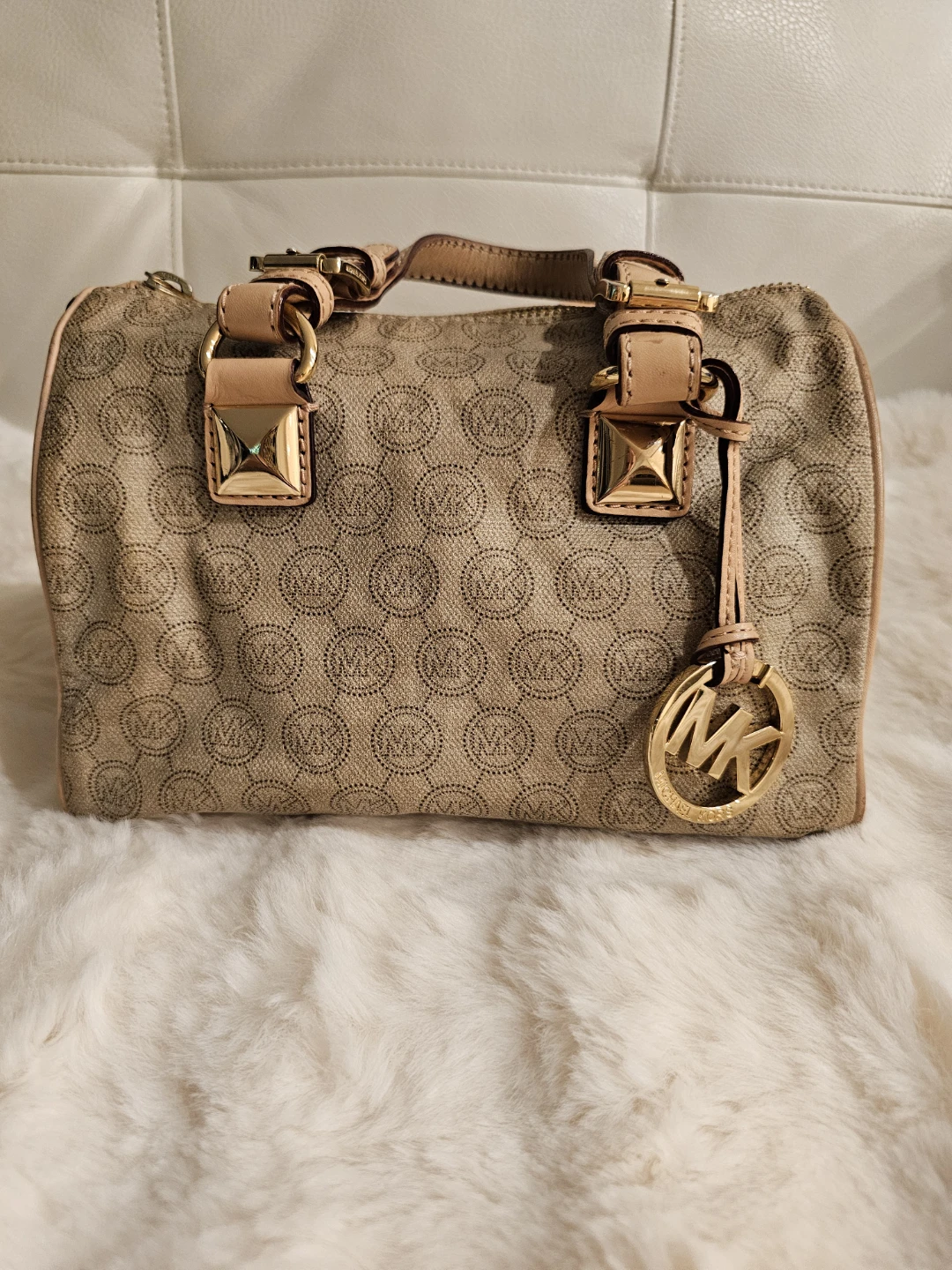 #Cleanout Michael Kors Satchel Bag