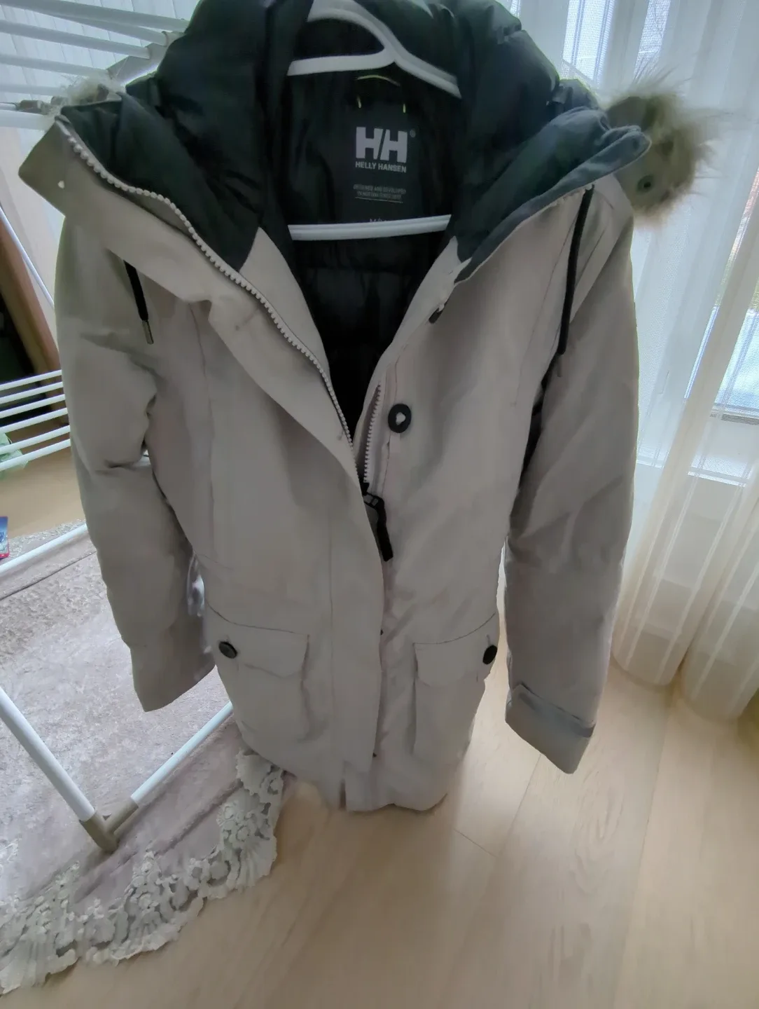 Helly Hansen grey Winter Parka - Size M