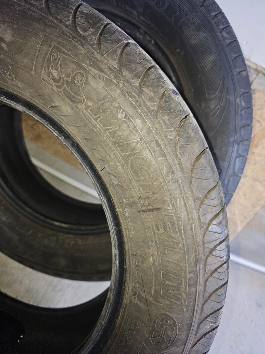 225/60/R16 mechelin defender all season tires full set - photo 2
