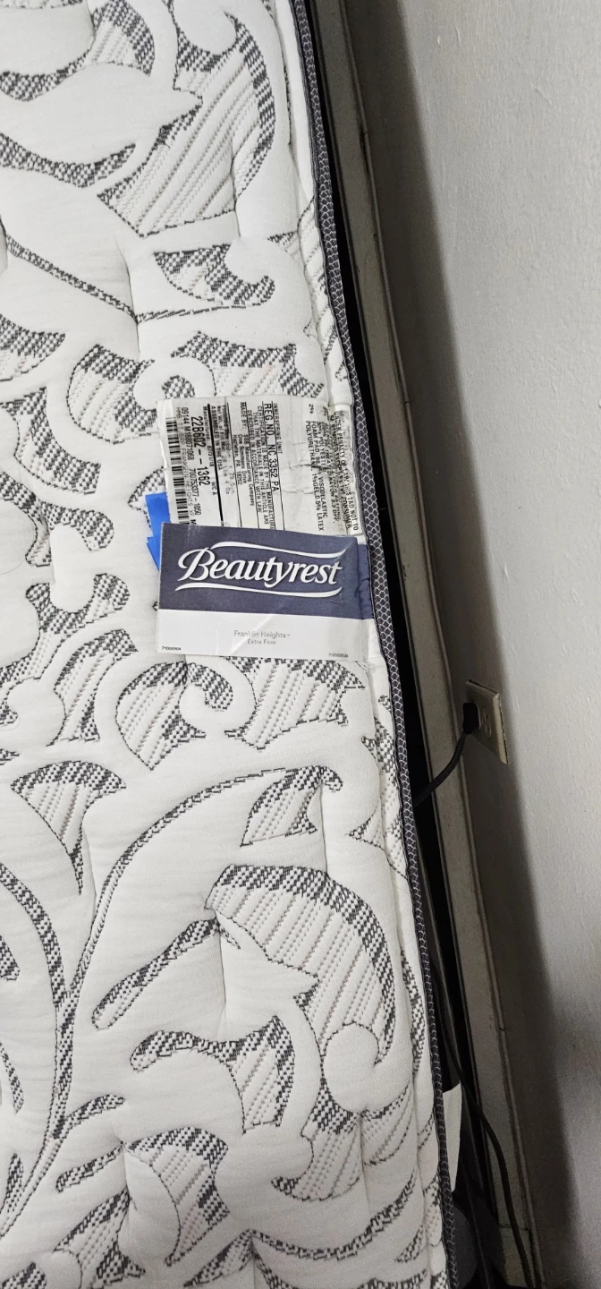 Beautyrest Platinum Mattress - photo 2