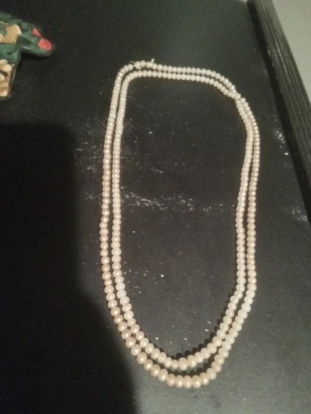 Antique Pearl Beaded Necklace image indicator(6)