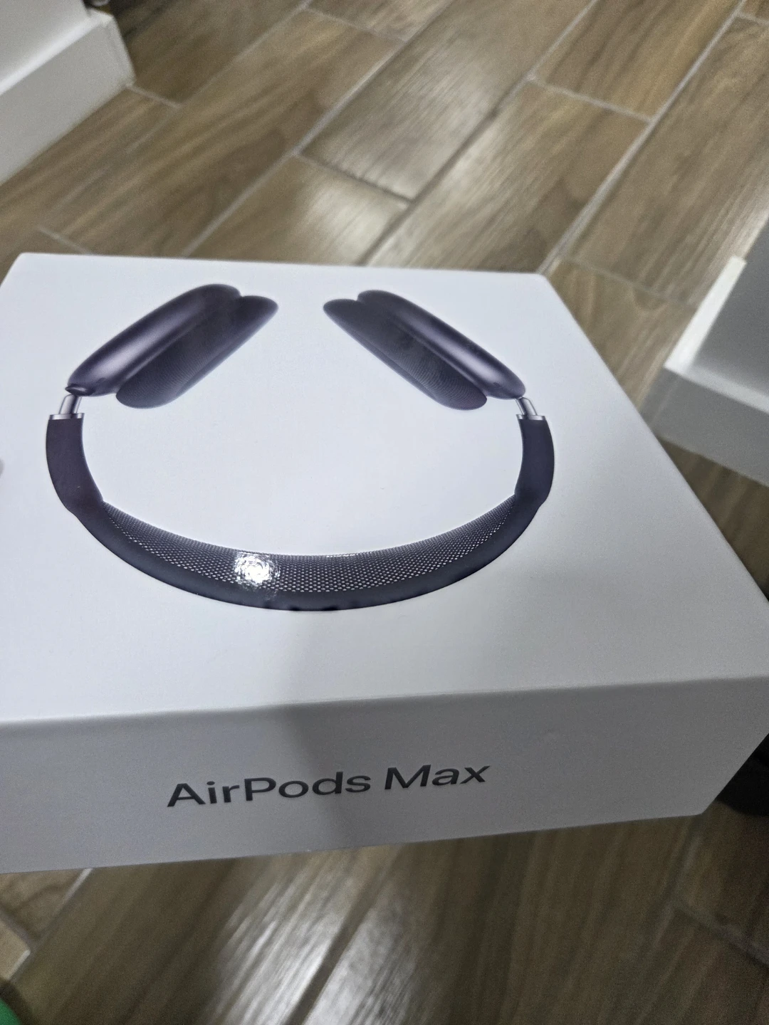 Apple AirPods Max - Like New! - photo 3