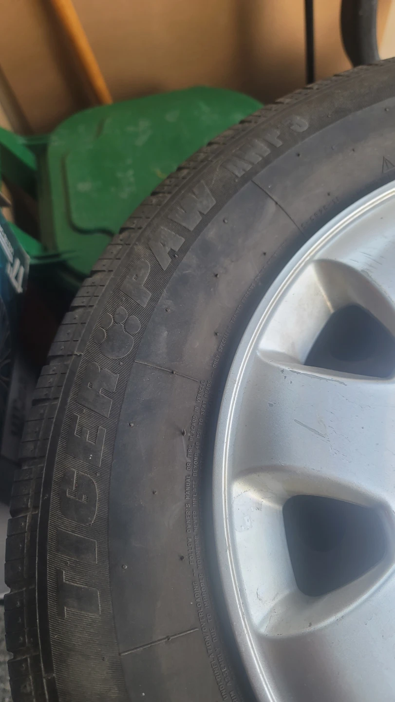 Tiger Paw Ice & Snow 225/65R16 Tires - photo 4