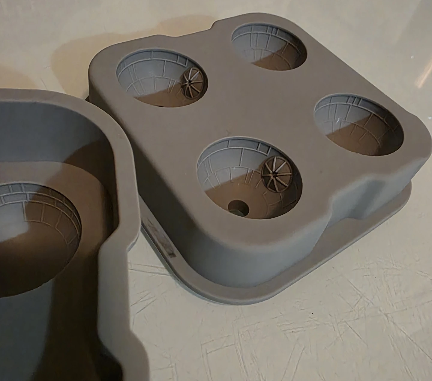Star Wars Death Star Ice Cube Molds - photo 3