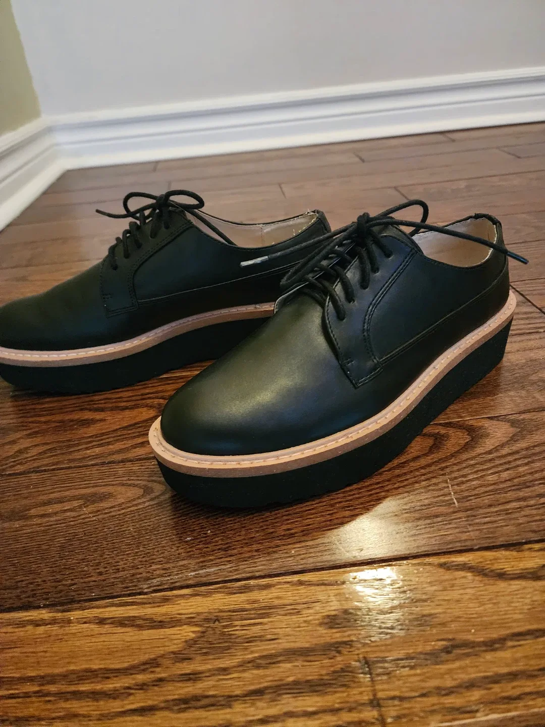 Black Platform Lace-Up Shoes image indicator(3)