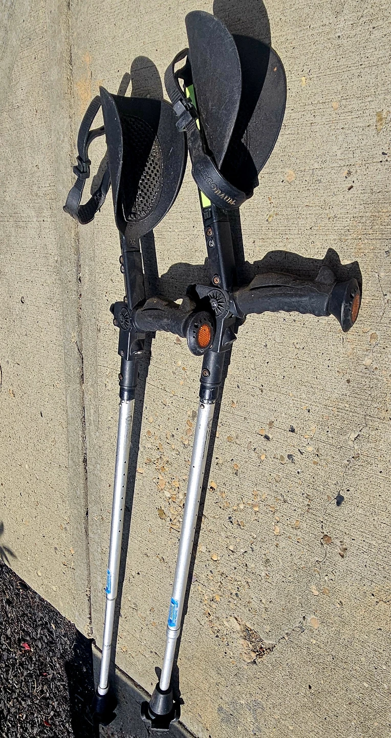 M+D Crutches - Mobility Designed