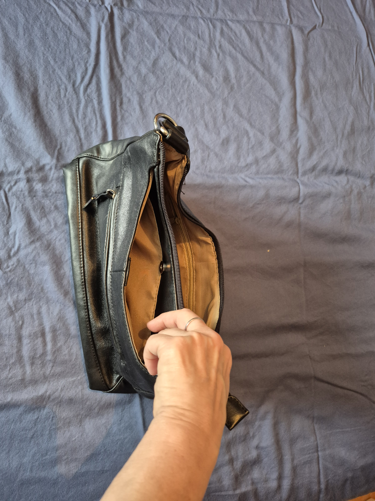 AURIELLE Black Shoulder Bag - photo 2