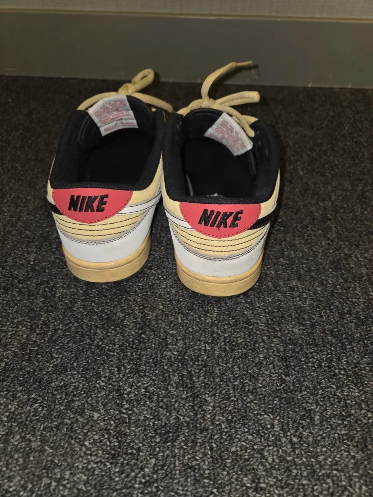 Nike x Stussy Dunk Low 40th Anniversary Shoes image indicator(4)