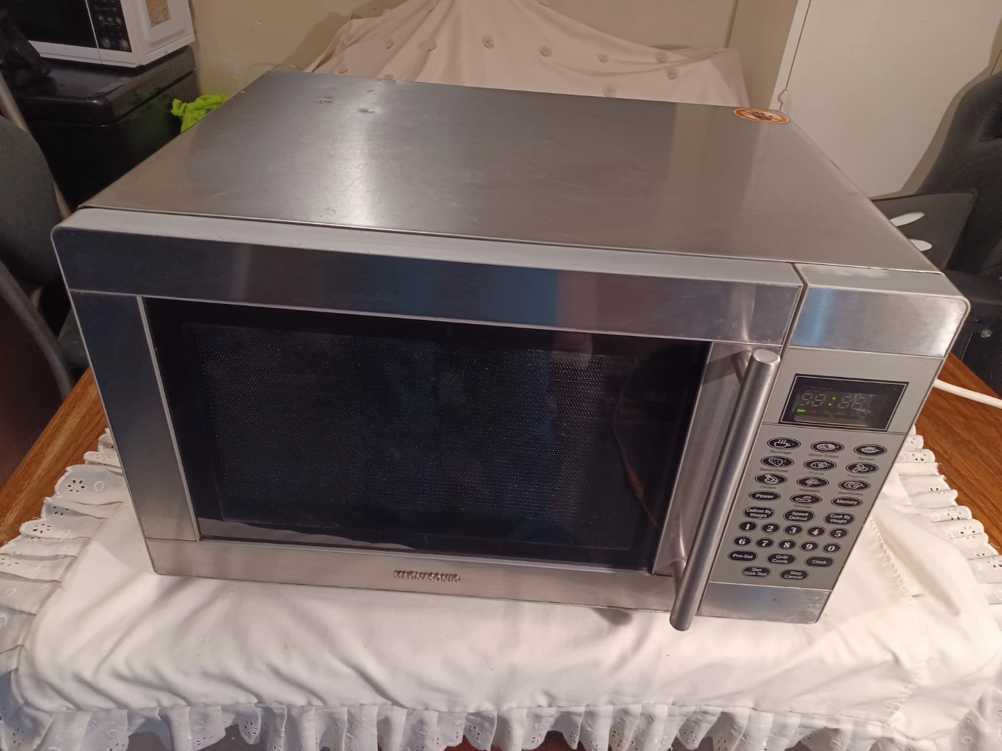 Countertop Microwave Oven