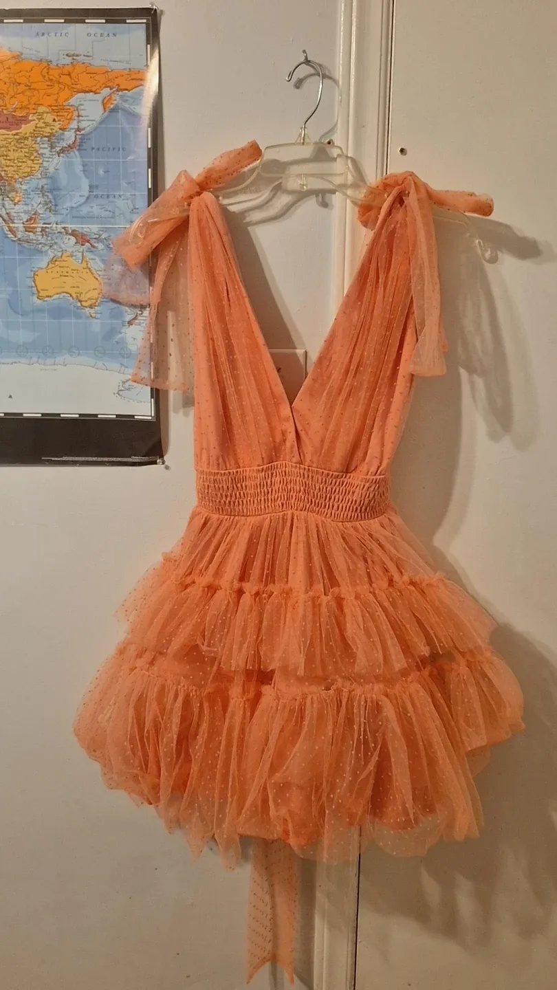 Mini dress peach-colored princess