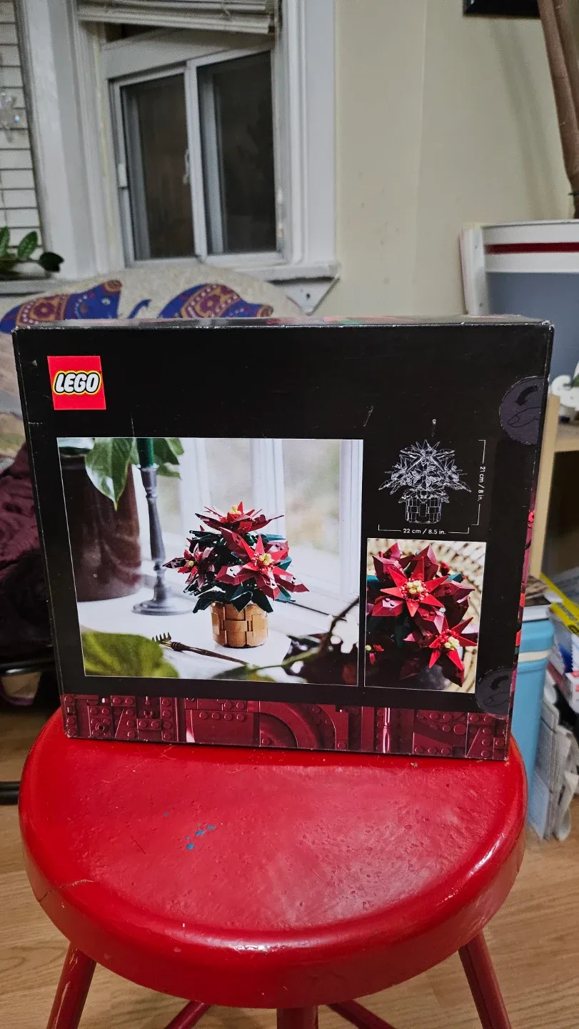 LEGO Icons Poinsettia Botanical Collection 10370