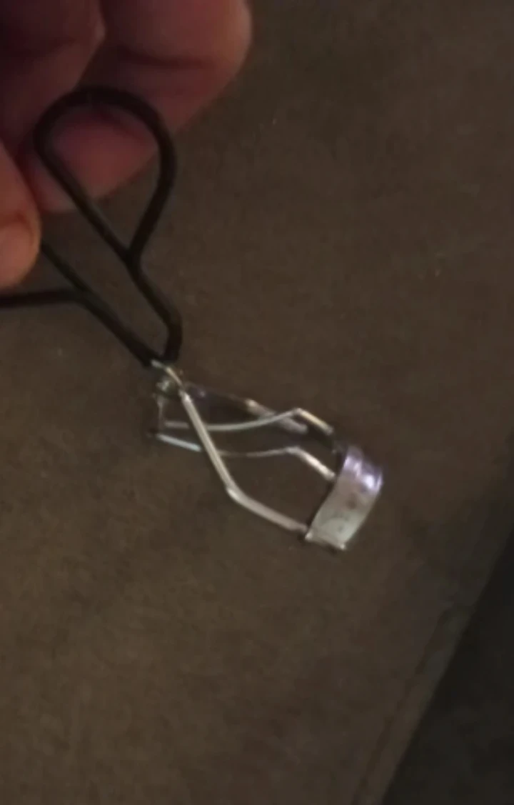 Eyelash Curler