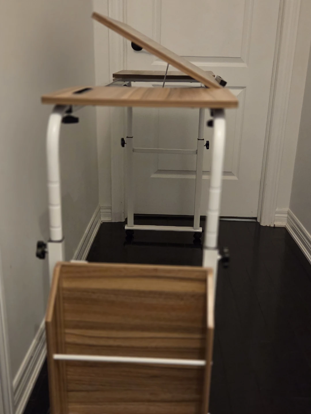 Adjustable mobile over bed table - photo 4