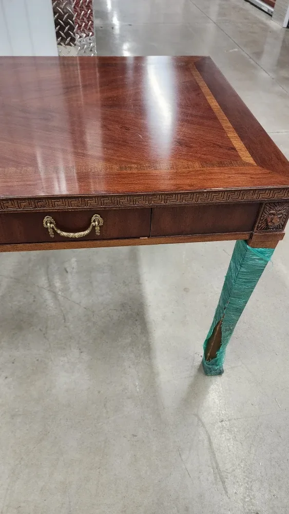 Wooden Desk with Lion Carvings image indicator(2)