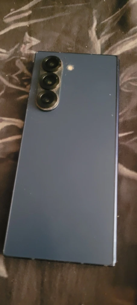Samsung Galaxy z fold 6