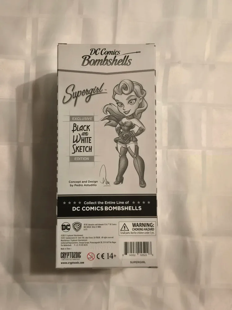 DC Comics Bombshells Supergirl Vinyl Figure image indicator(4)