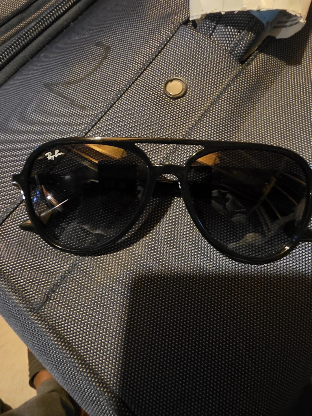 Ray-Ban Black Sunglasses