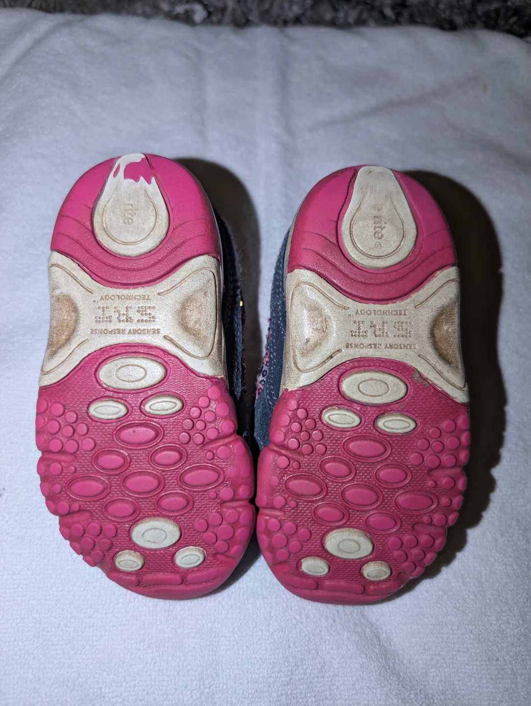 Girls sz 5 Stride Rite shoes - photo 2