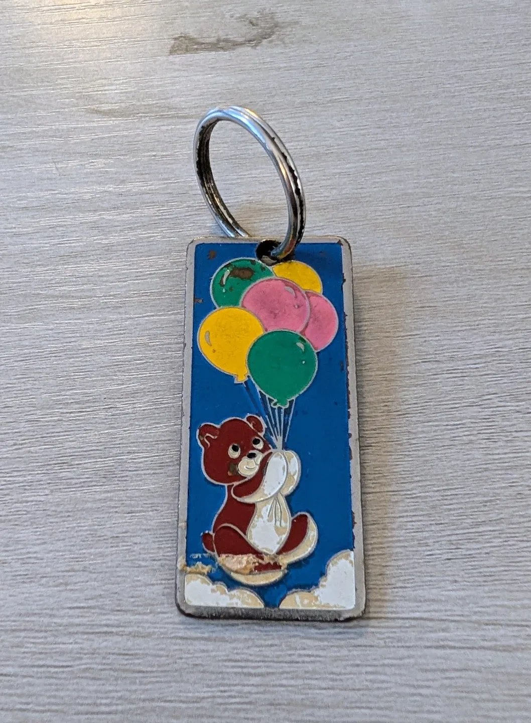 Vintage Teddy Bear Balloon Keychain