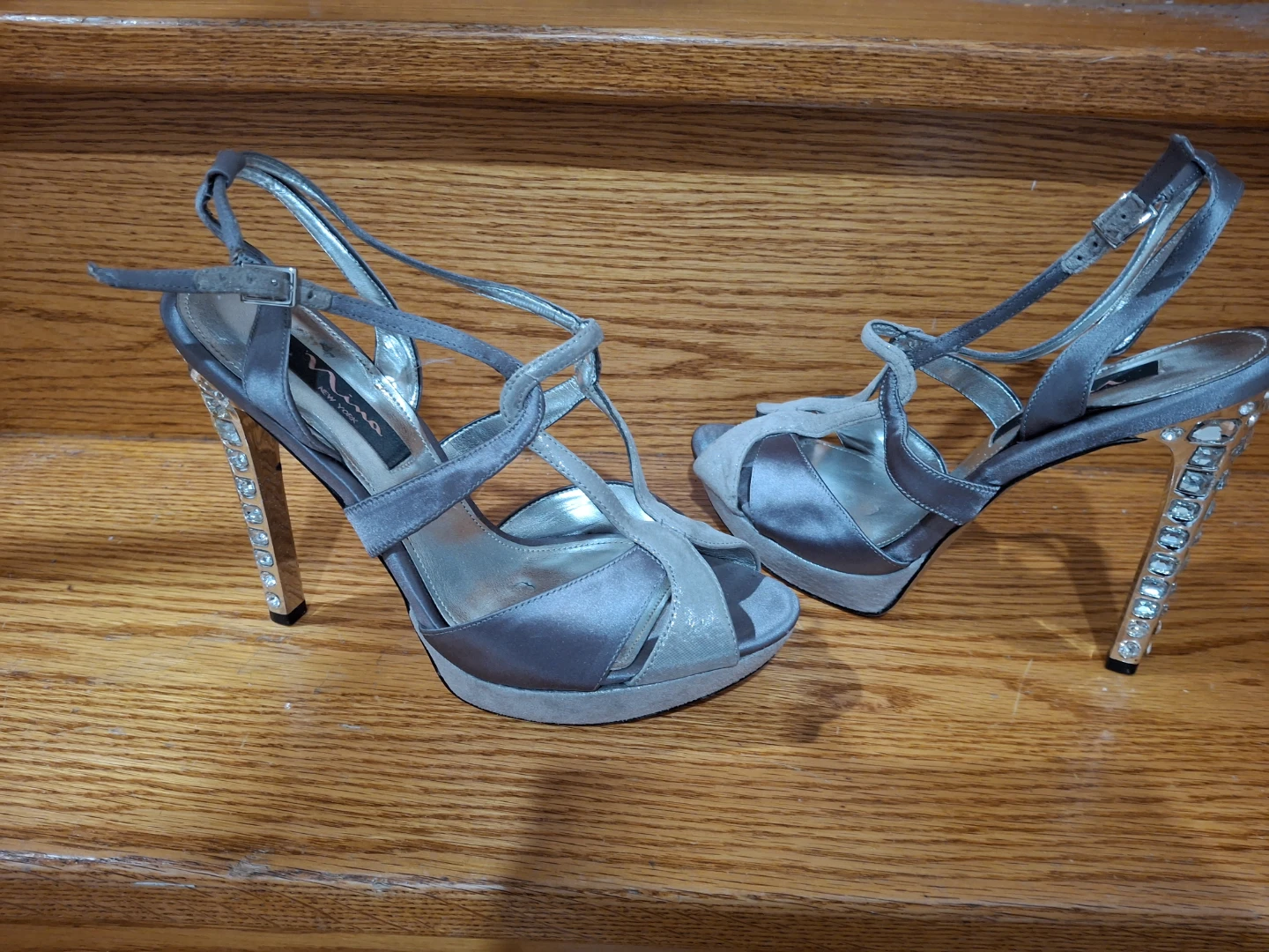 Nina Evening Heels - Size  8.5 - photo 5
