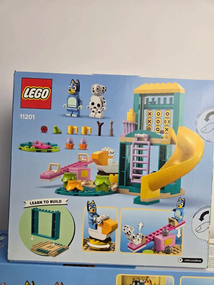 2 brand new bluey lego sets image indicator(5)