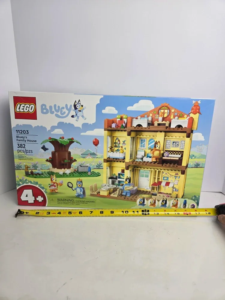 2 brand new bluey lego sets image indicator(7)