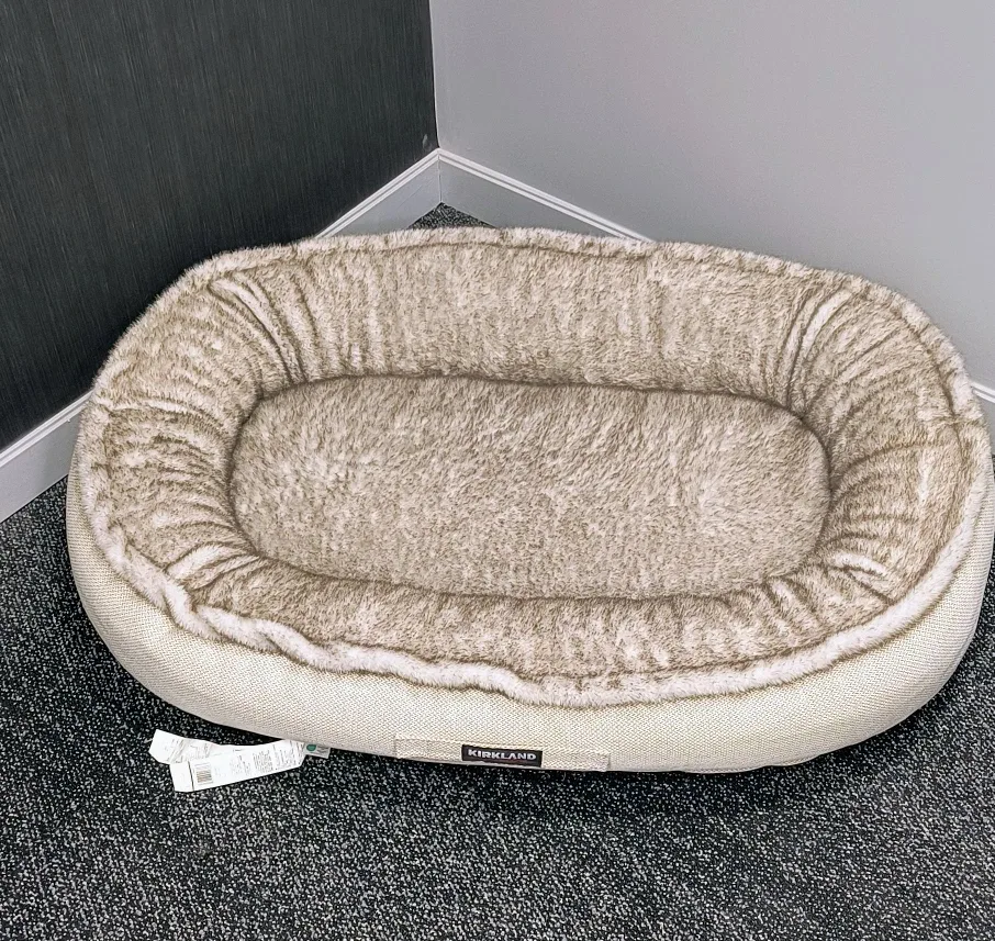 Kirkland Signature Pet Bed (46 X 32) image indicator(3)
