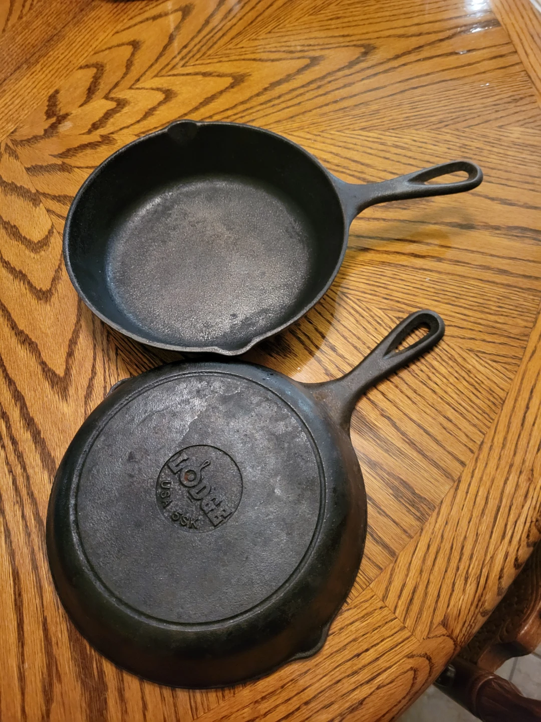 Lodge Cast Iron Skillets - Set of 2.  Pans - photo 3