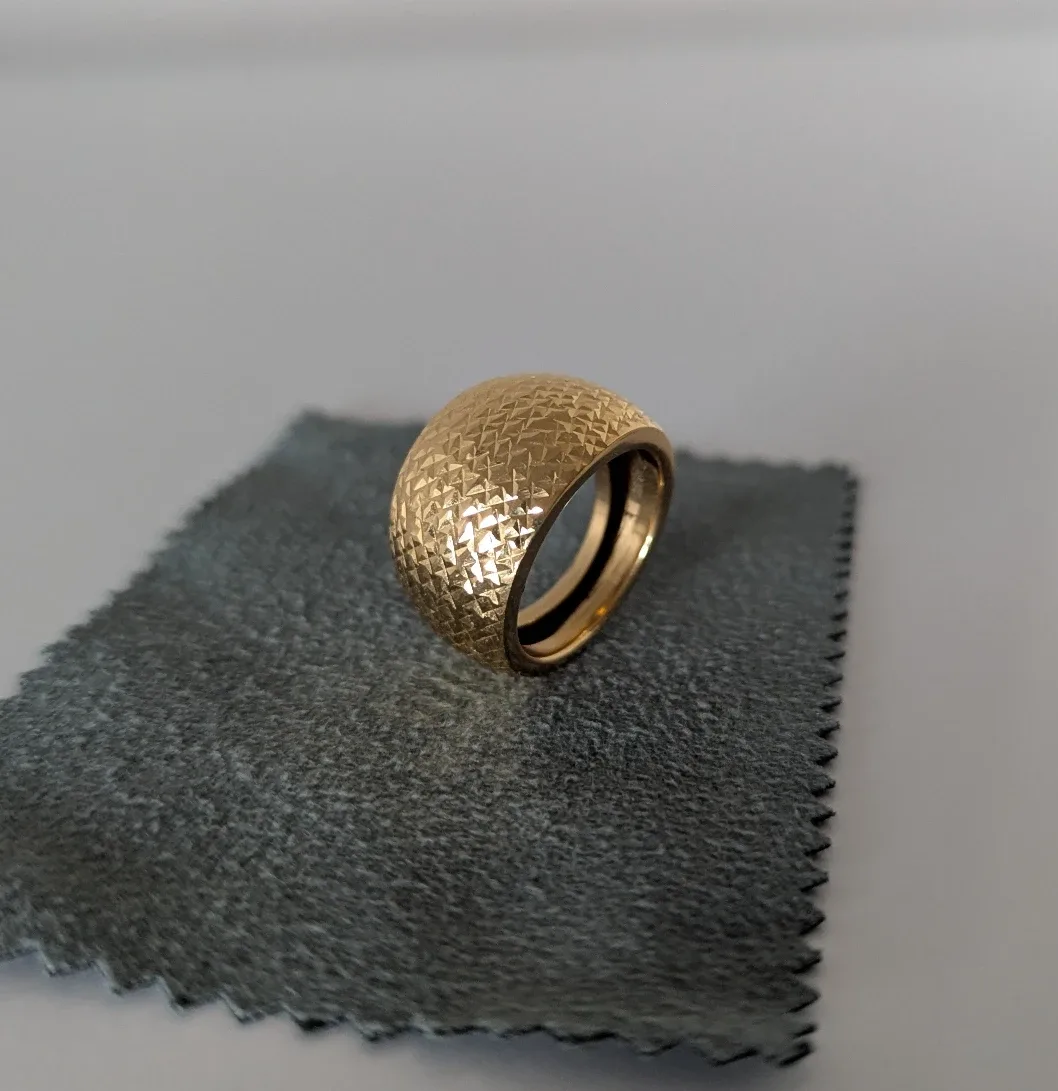 10K Yellow Gold Filled Diamond-Cut Dome Ring Size 8 image indicator(4)