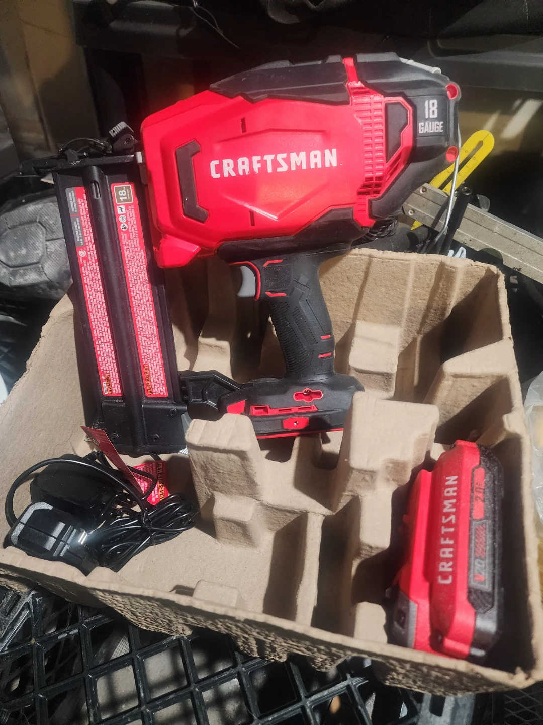 Craftsman V20 18 GA Cordless Brad Nailer Kit - photo 3