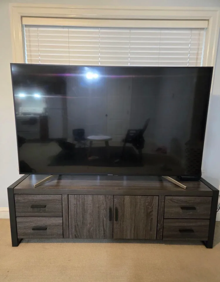 TV sony with tv stand