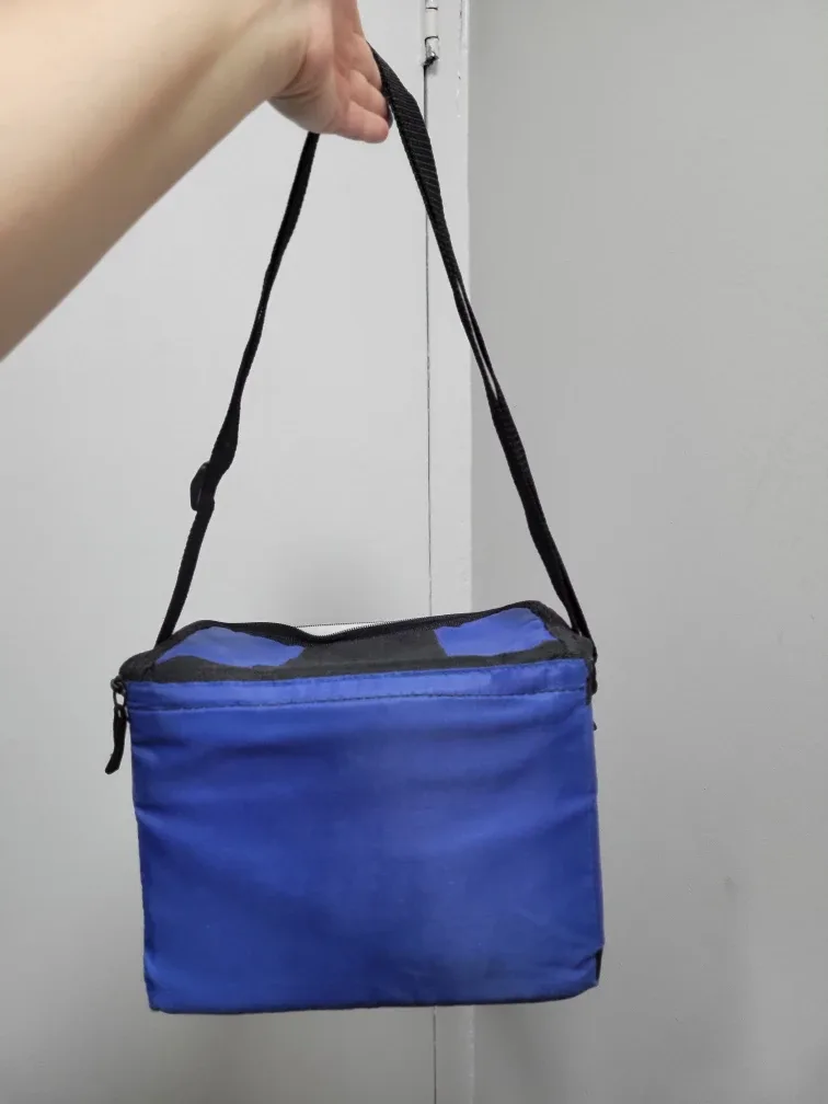 Escort Blue & Black Insulated Lunch Bag image indicator(3)