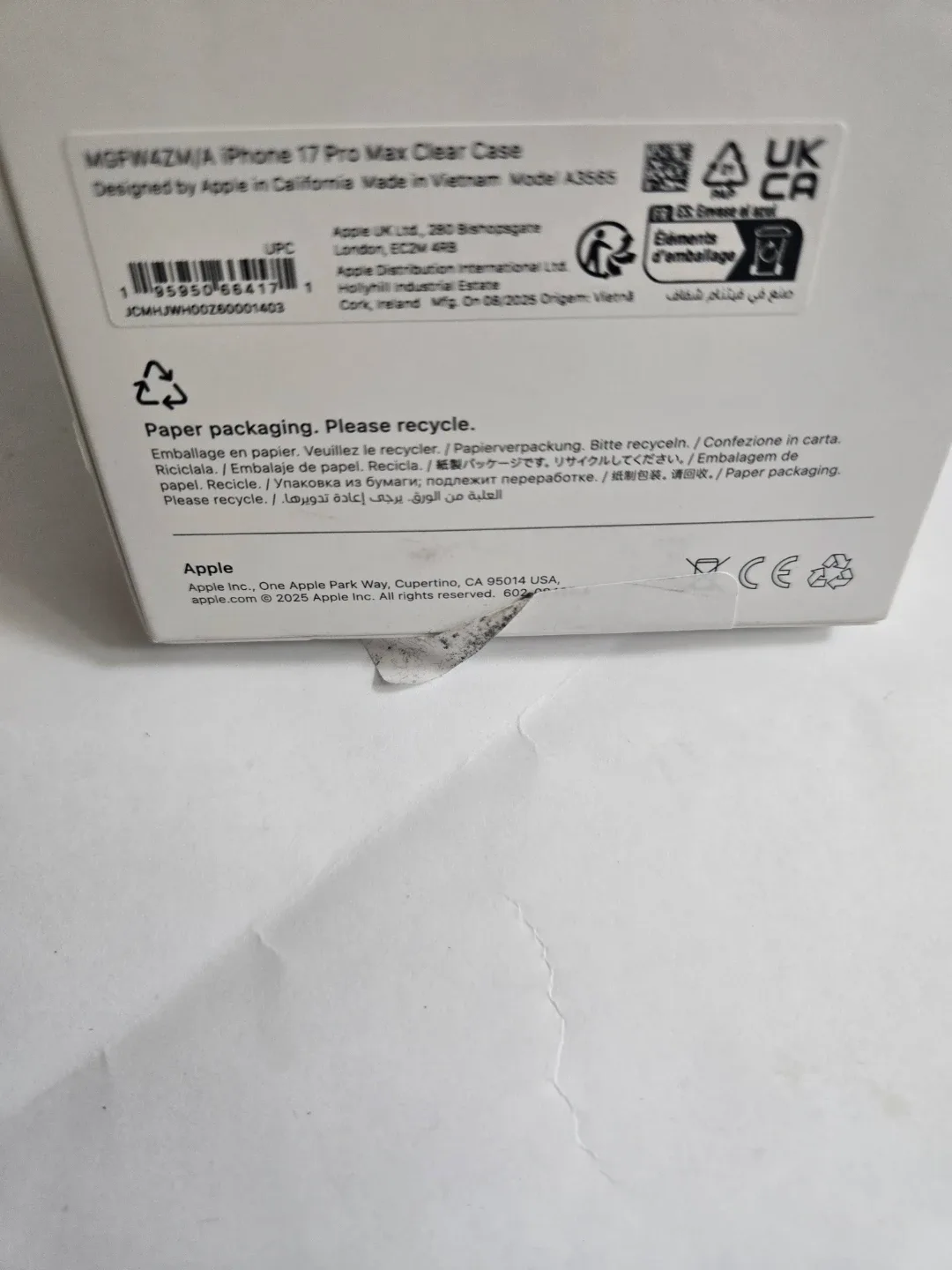 New iPhone 17 Pro Max Original Apple Clear Case image indicator(3)