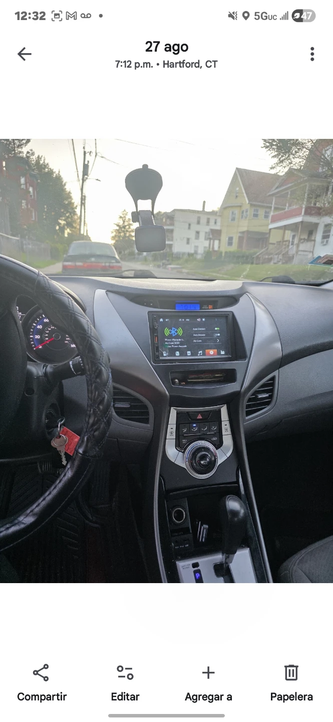 Hyundai elantra 2012