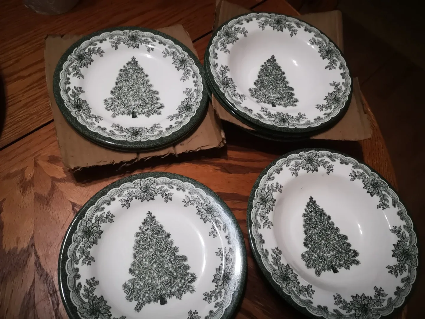 Staffordshire Engravings Yuletide Bowls