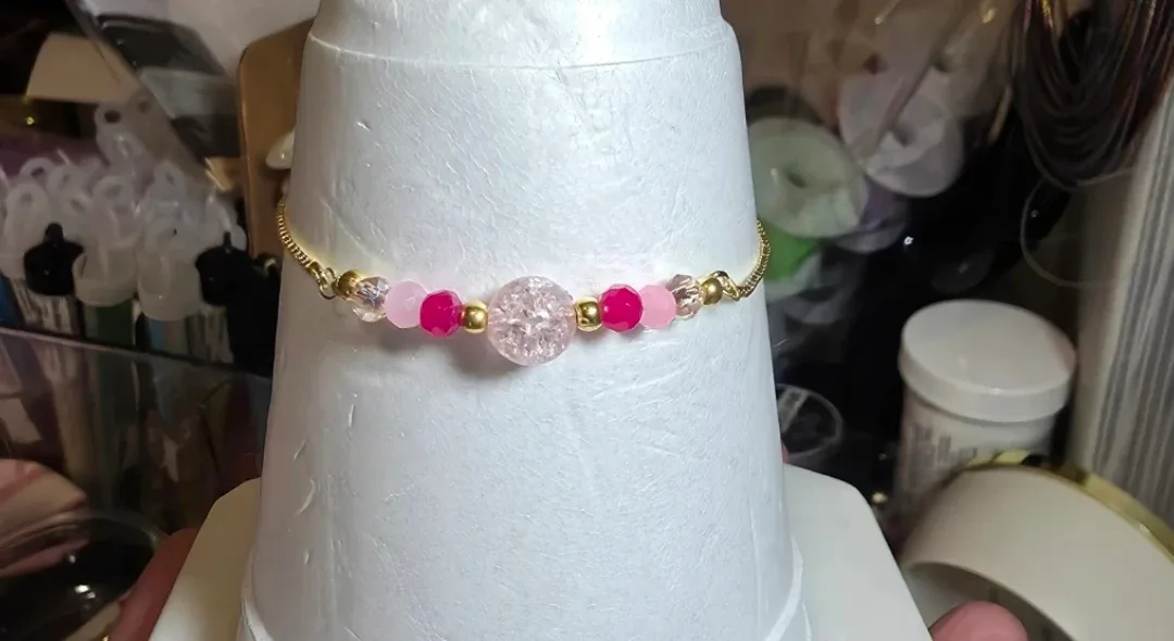 Pink Beaded Bracelet & Earring Set - Handmade image indicator(2)