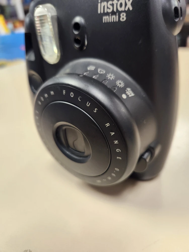 Fujifilm Instax Mini 8 Camera - Black - photo 3