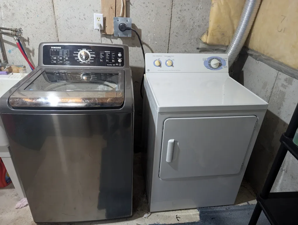 Samsung Top Load Washer and GE Dryer - Working Condition!
