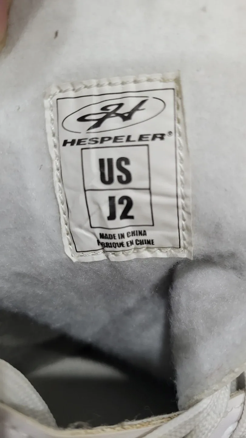 Hespeler White Figure Skates - US J2 image indicator(2)