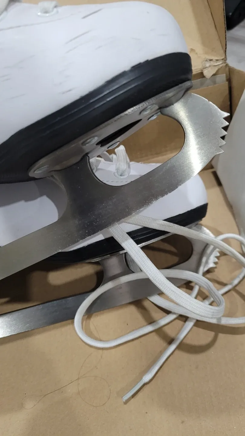 Hespeler White Figure Skates - US J2 image indicator(5)