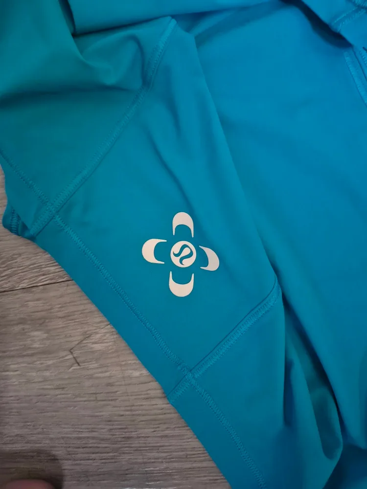Lululemon Tank Top Turquoise image indicator(3)