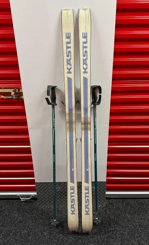 Kastle FWA Tech Skis with Salomon Bindings & Scott Poles image indicator(4)