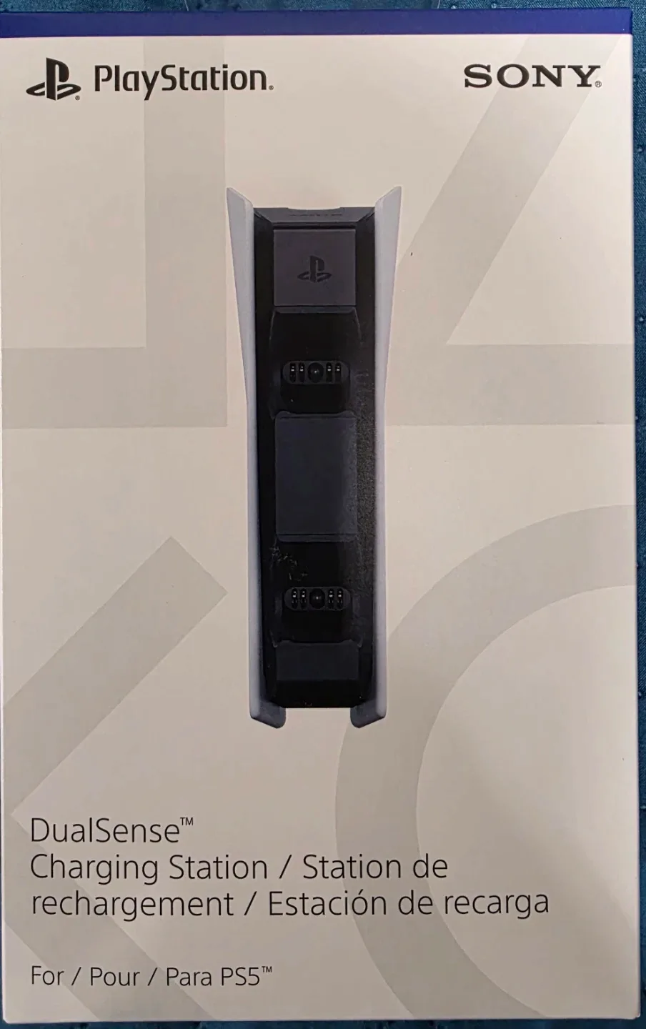 BNIB PlayStation 5 DualSense Charging Station