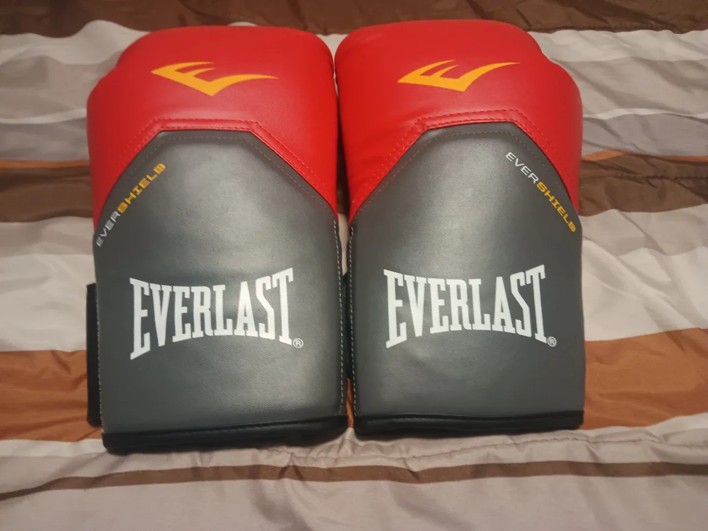 Everlast Evershield Training Boxing Gloves