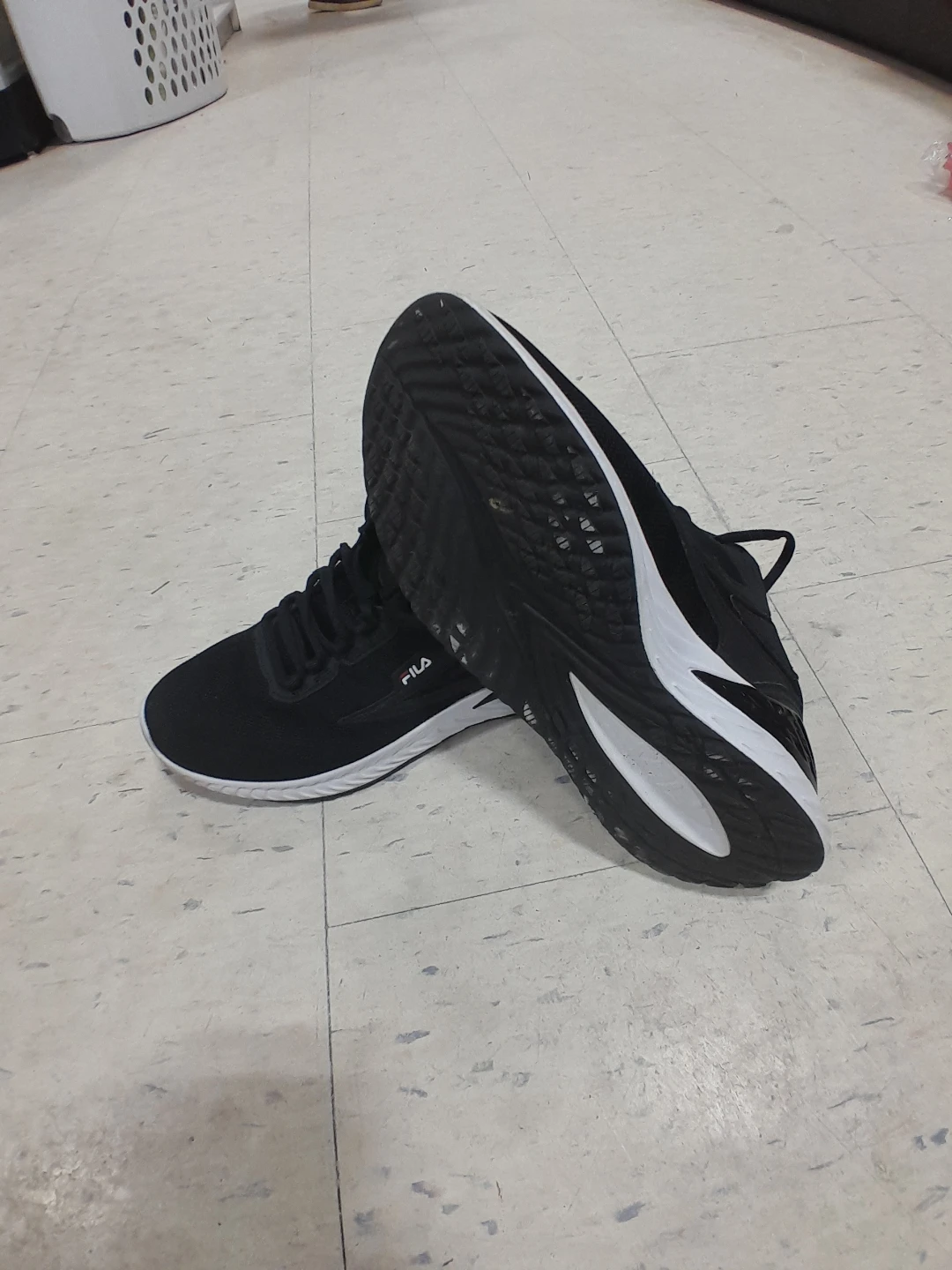 Fila Black Running Shoes Men's Size 9 - photo 2