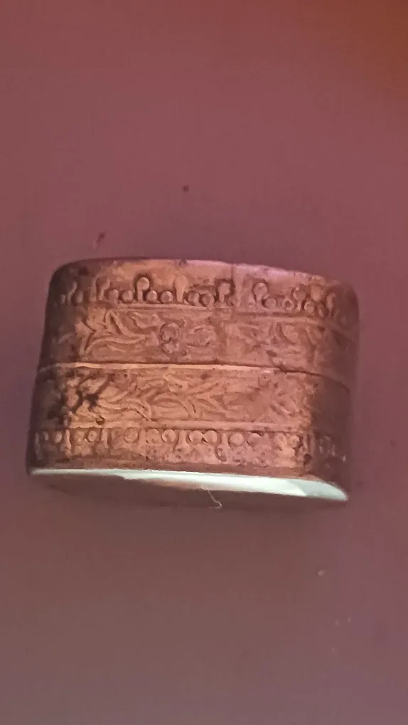 Vintage Silver Trinket Box image indicator(4)