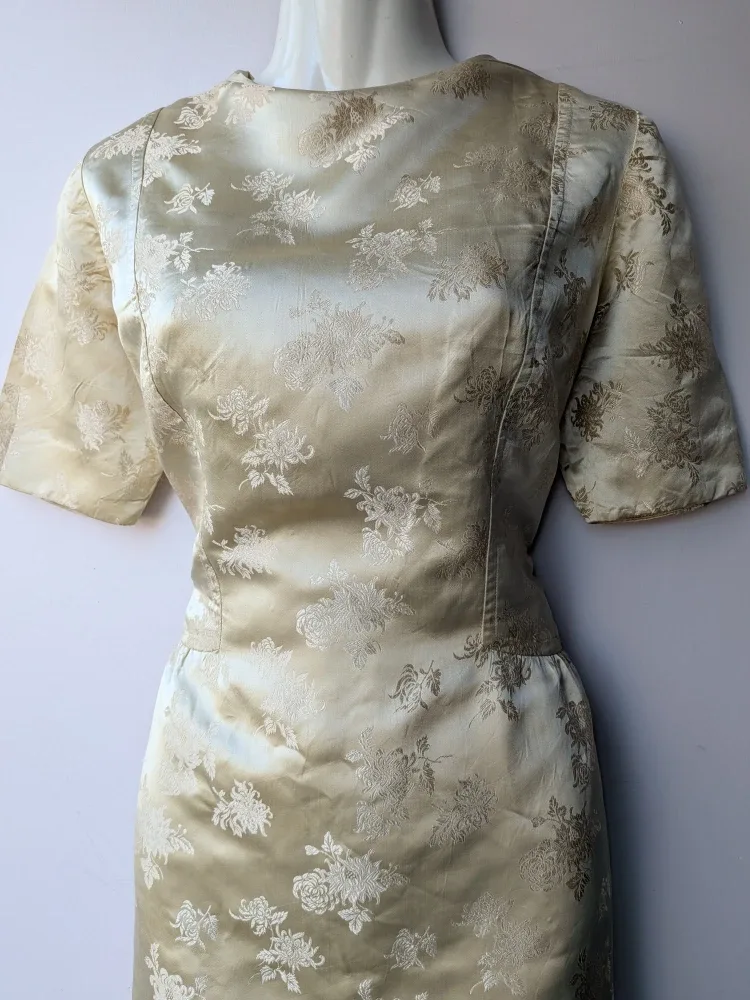 Hand made Vintage light gold Floral Dress sz Small/Medium image indicator(2)