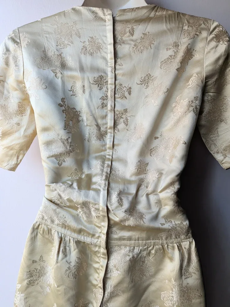 Hand made Vintage light gold Floral Dress sz Small/Medium image indicator(5)