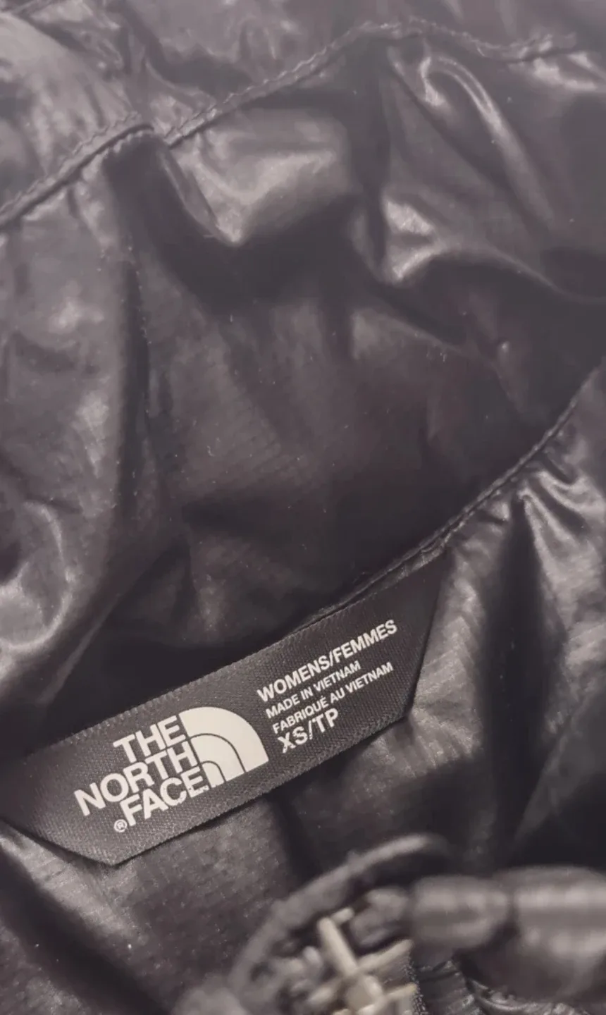 The North Face Thermoball Vest - Black #Cleanout image indicator(8)